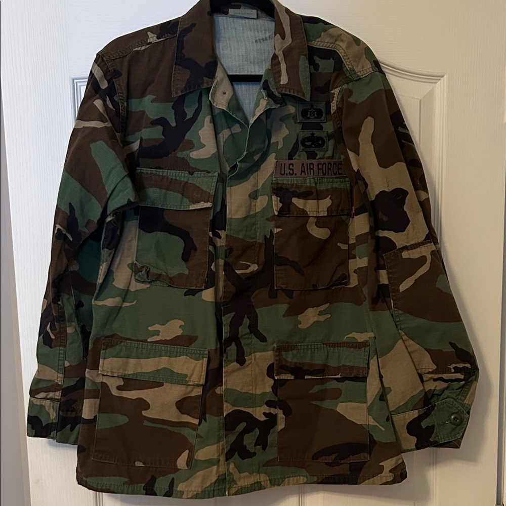 Air Force Woodland BDUCamouflage Military Jacket size medium